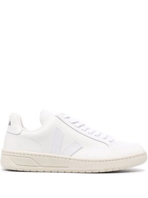 Veja V 12 Leather