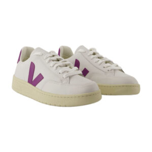 Alternative view of V 12 Sneakers Veja Leather White Cosmos
