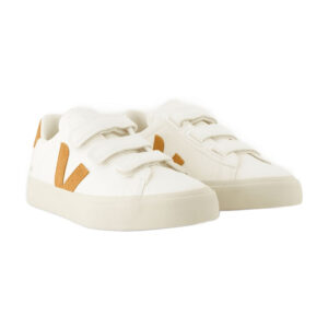 Alternative view of Recife Logo Sneakers Veja Leather White